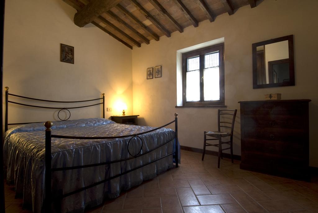 Apartamento Casa Il Ponte Chianni Habitación foto
