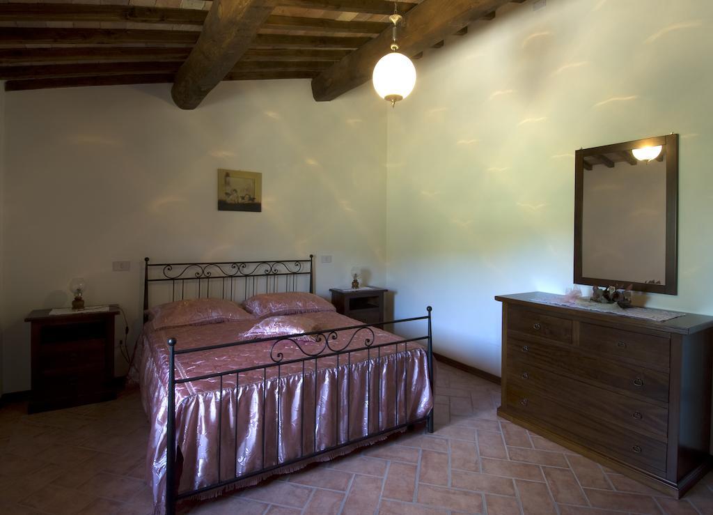 Apartamento Casa Il Ponte Chianni Habitación foto