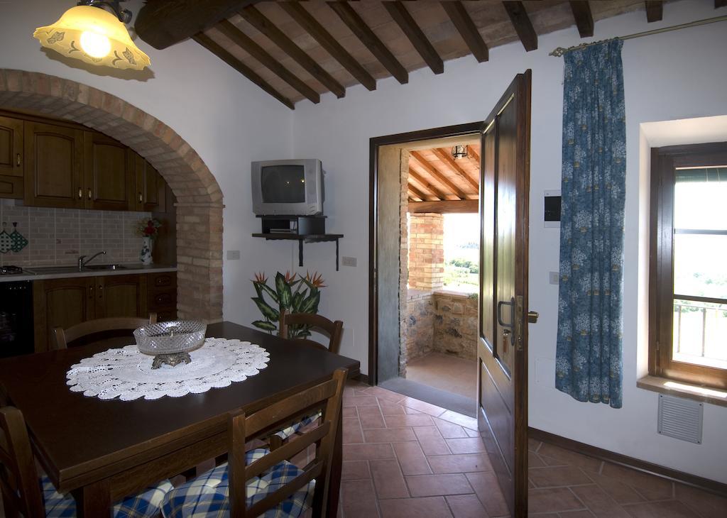 Apartamento Casa Il Ponte Chianni Habitación foto